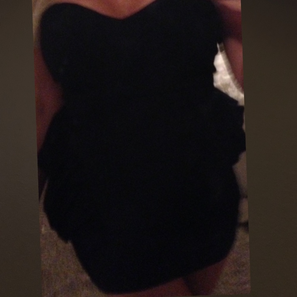 Arden B Little Black Silhouette Mini Dress - Picture 4 of 8